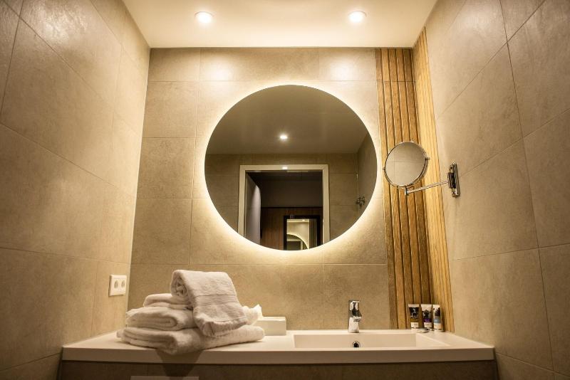 Классический Номер, Mercure Han Sur Lesse