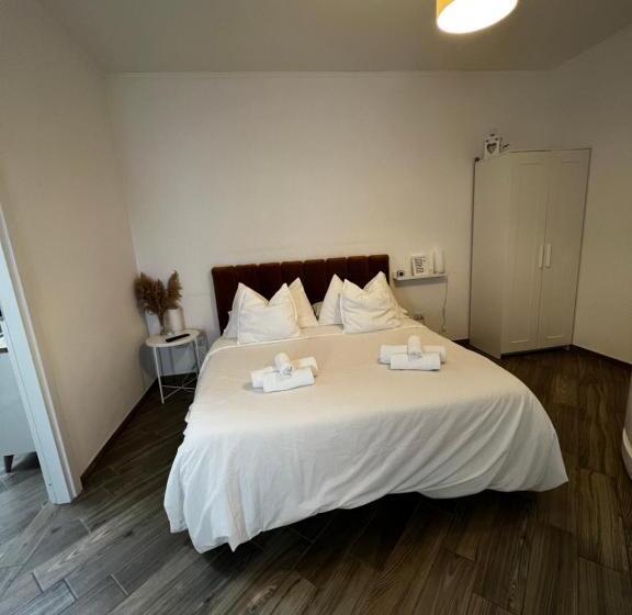 سوئیت با وان آب گرم, Sea Fly Guest House