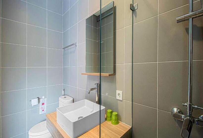 デラックスルーム, M Studio Karawaci