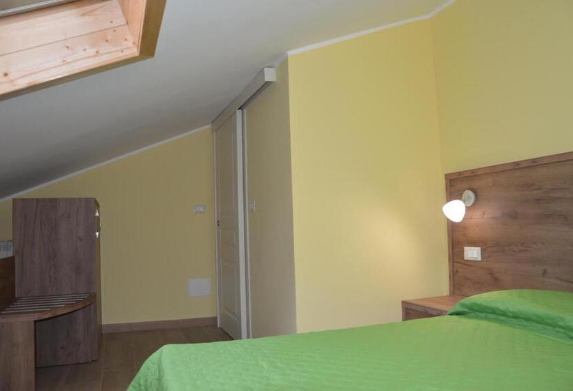 آپارتمان 1 خوابه, I Fiori Del Pollino   Guest House