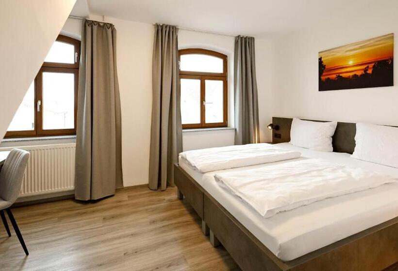 디럭스 룸, Vinotel Weinstrasse