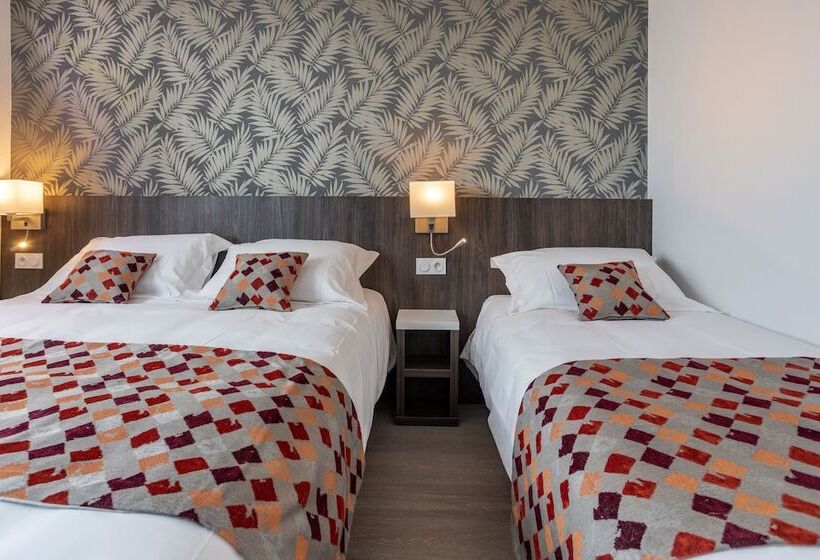 اتاق سوپریور سه تخته, Brit Hotel Ploermel   Hotel De L Hippodrome