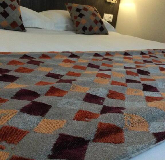 اتاق استاندارد, Brit Hotel Ploermel   Hotel De L Hippodrome