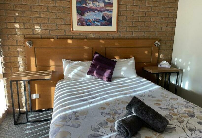 Номер Стандарт, Darling Junction Motor Inn