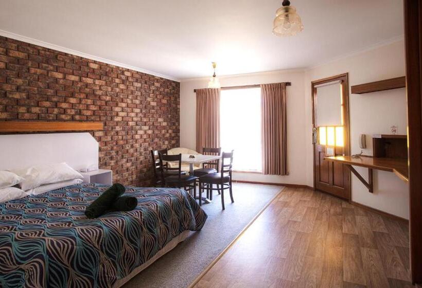 Семейный Номер Superior, Donald Motor Lodge