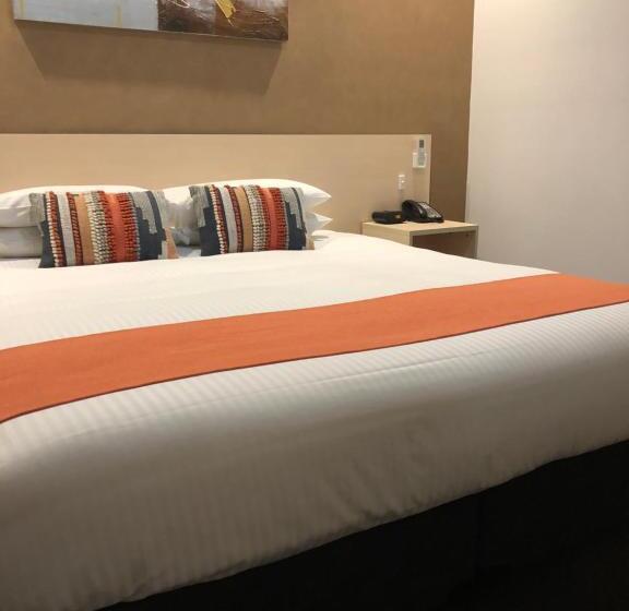 디럭스 룸, Adelaide Airport Motel