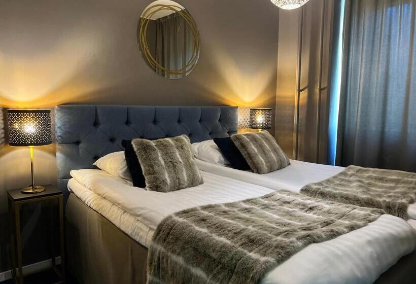 Люкс Повышенной Комфортности, Golden Circle Suites