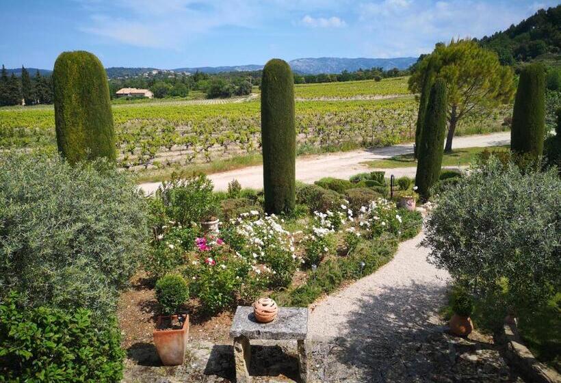 Номер Стандарт Вид на Сад, Domaine La Condamine Crillon Le Brave