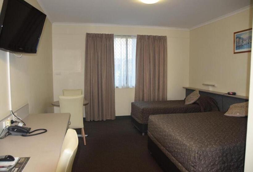 Номер Стандарт, Carriers Arms Hotel Motel