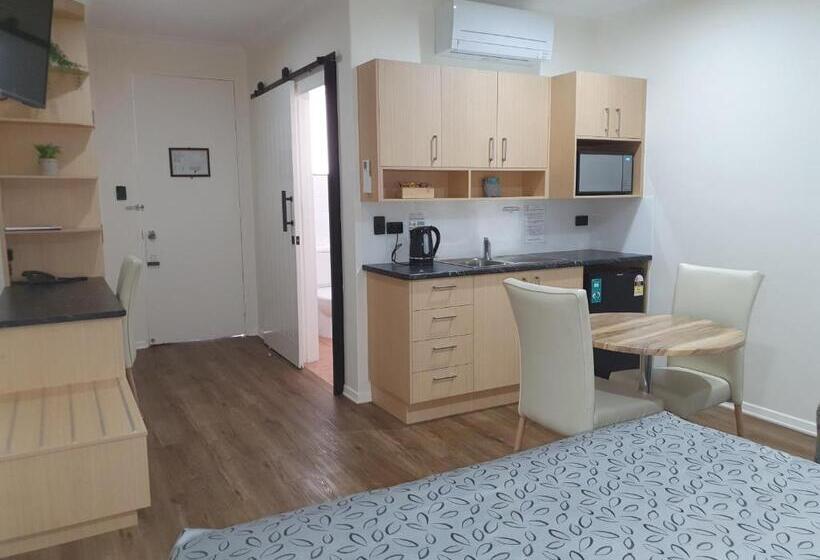 Номер Стандарт, Carriers Arms Hotel Motel