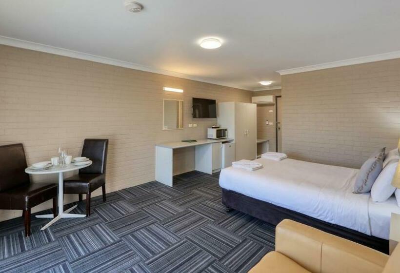 Номер Стандарт, Canowindra Riverview Motel