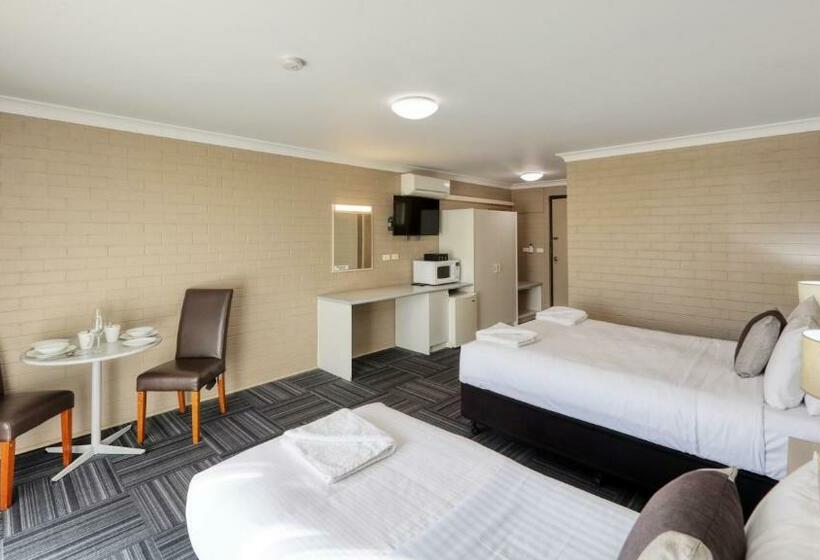 Номер Стандарт, Canowindra Riverview Motel