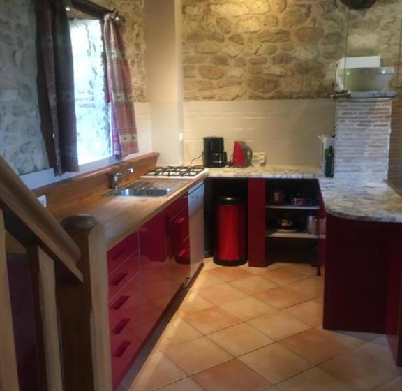带2个卧室的套房, Chambres D'hôtes La Bastide Des Trémières