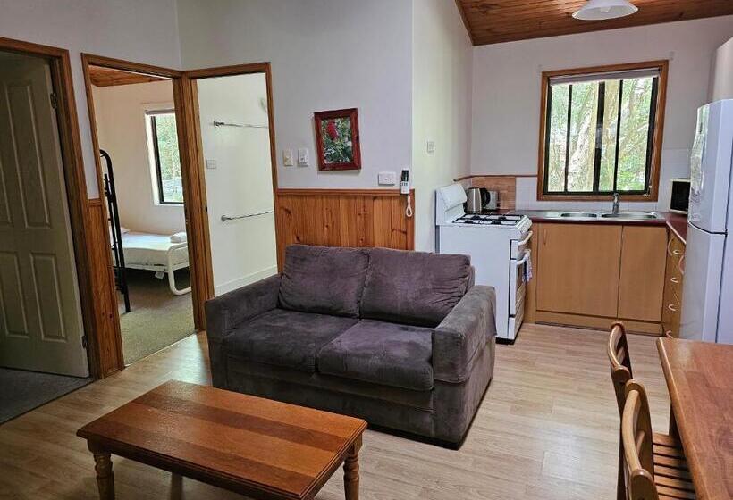Дом 2 Спальни, Wanderers Retreat