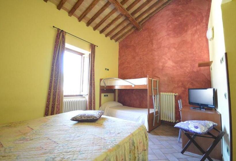 4인용 스탠다드 룸, Ostello Villa Redenta