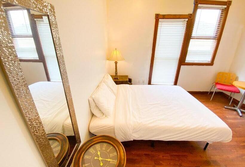 חדר סטנדרט חדר אמבטיה משותף, International Travelers House Downtown San Diego  Adults Only