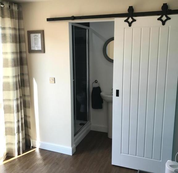 Номер Deluxe, The Half Moon Inn