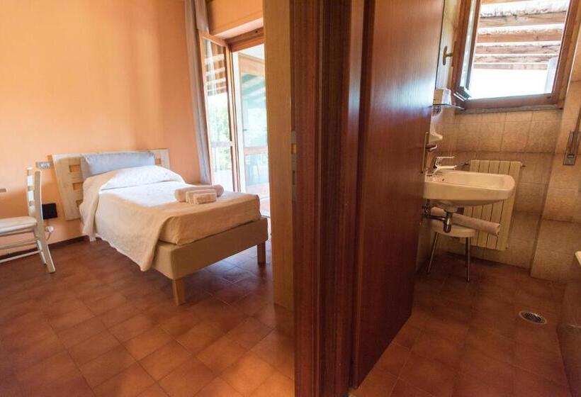 Номер Стандарт Индивидуальный, Albergo La Genzianella