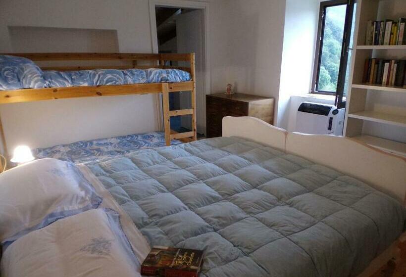 Четырехместный Номер Стандарт, B&b Rocca Di Bajedo