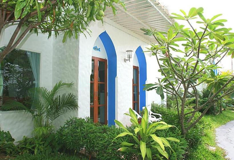 Студия Стандарт, Baanmontra Beach Resort   Bankrut