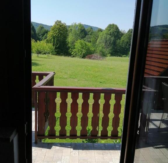 آپارتمان 2 خوابه, Guesthouse Zafran