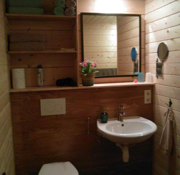 오두막, B&b De Luttikhoeve