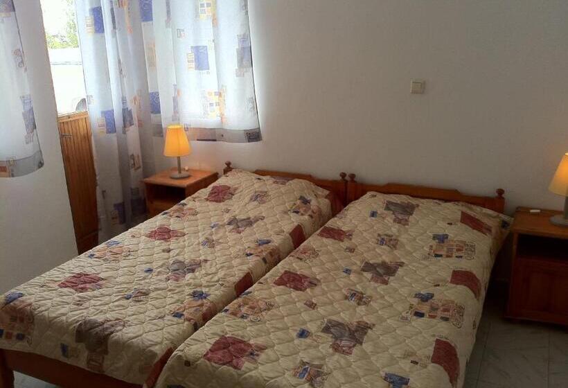 Семейный Номер, Rusalka Holiday Village