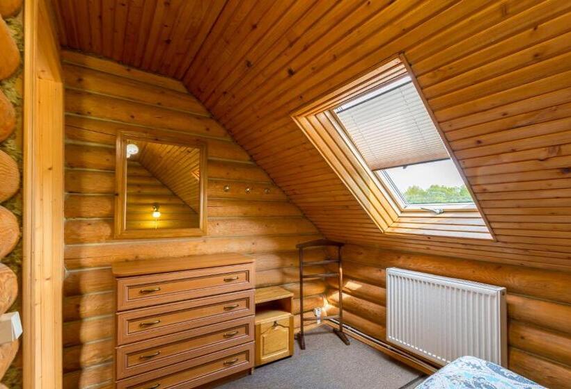 Дом 3 Спальни, Shepilska Relax Complex