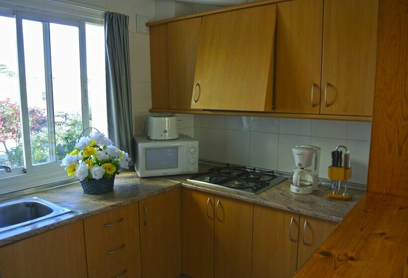 １ベッドルームファミリーアパートメント, Apartamentos Moguima