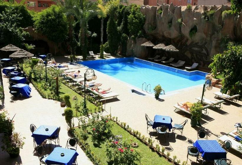 سوئیت با تخت بزرگ, Imperial Holiday