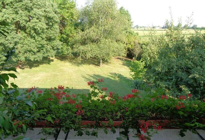 اتاق استاندارد سه نفره, B&b Casa Perini