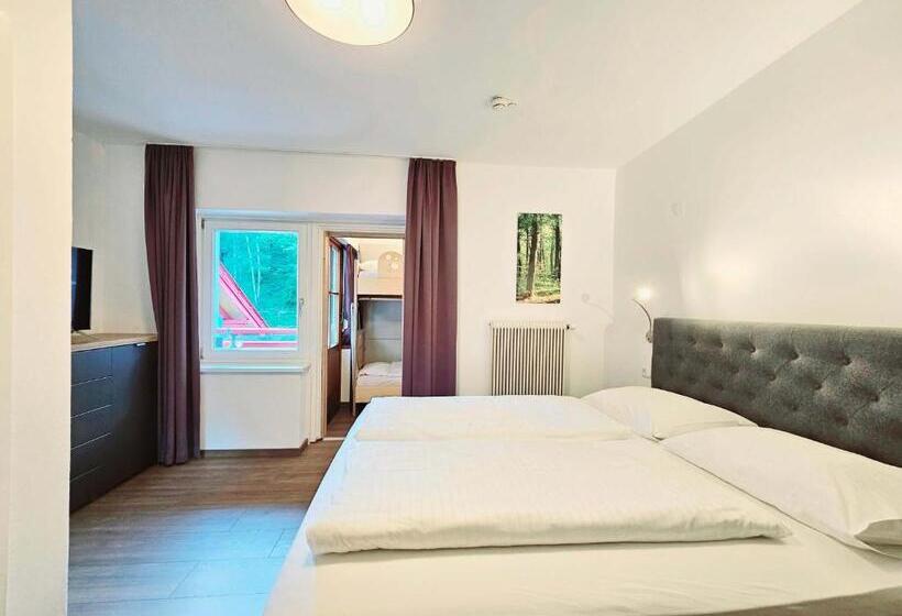 スタンダードルーム, Familienhotel Trebesingerhof