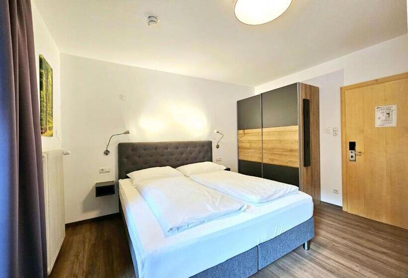 Номер Стандарт, Familienhotel Trebesingerhof