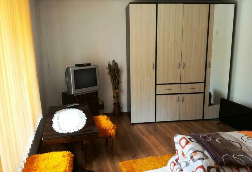 Номер Deluxe, Divna Guest House
