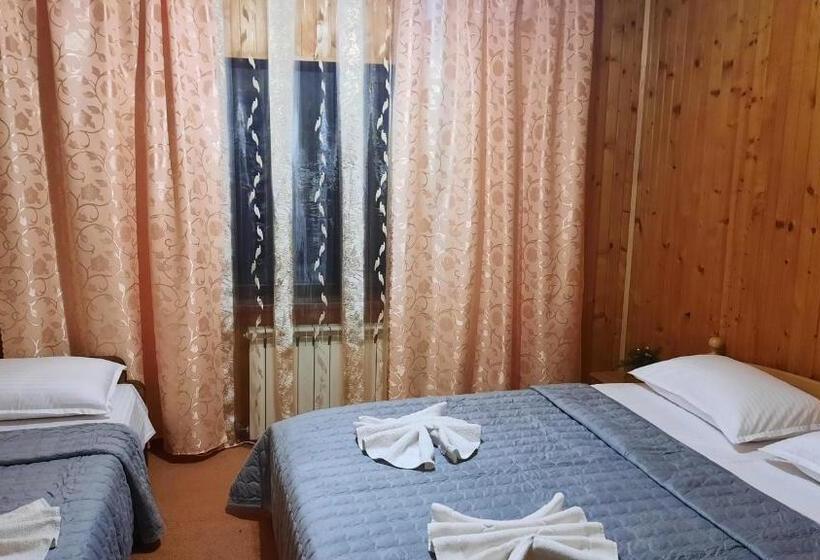 Дом 1 Спальня, Guest House Anita