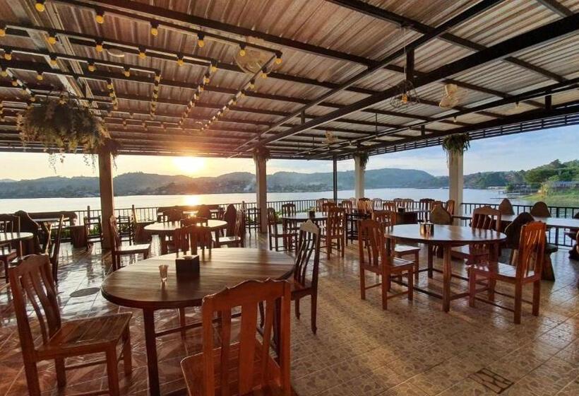 Номер Стандарт с Террасой, Phornpailin Riverside Resort
