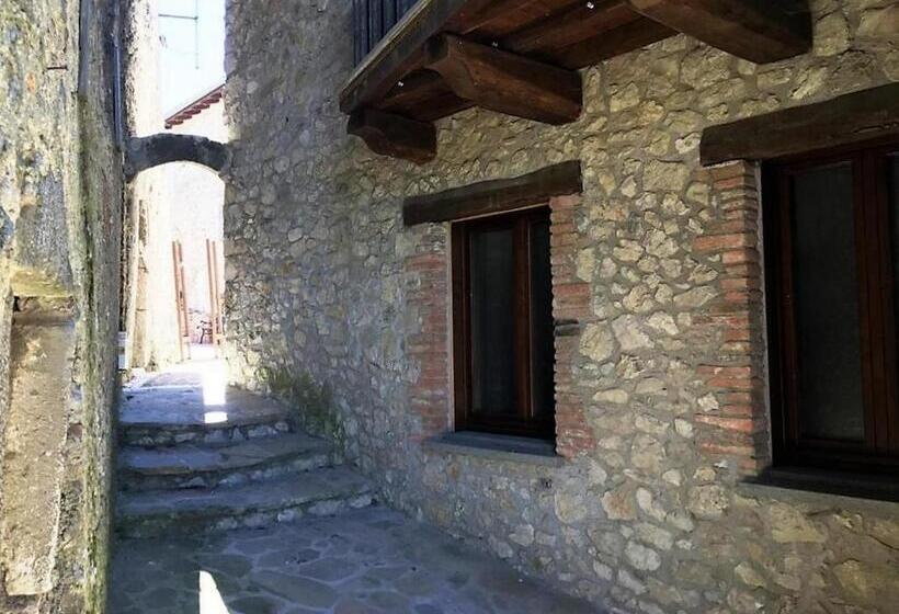 Номер Стандарт Трехместный, B&b Leofreni Natura
