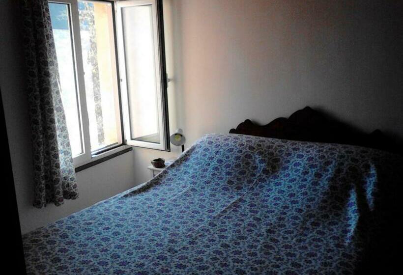 Номер Basic, B&b Nelly G
