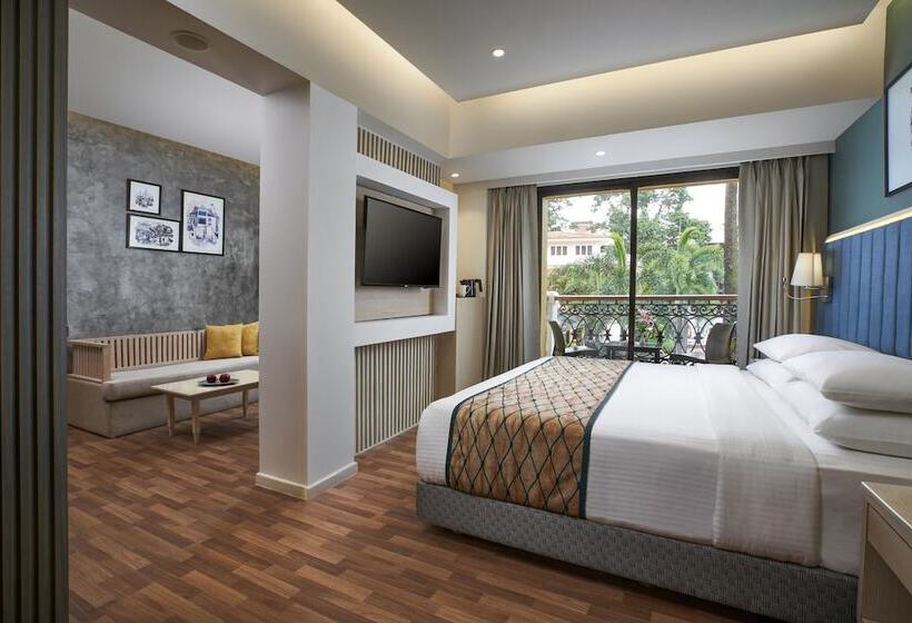 سوییت جونیور با چشم‌انداز استخر, Park Inn By Radisson Goa Candolim