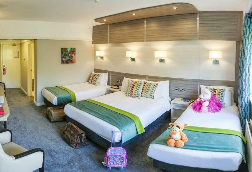 패밀리 룸, The Gleneagle Hotel & Apartments