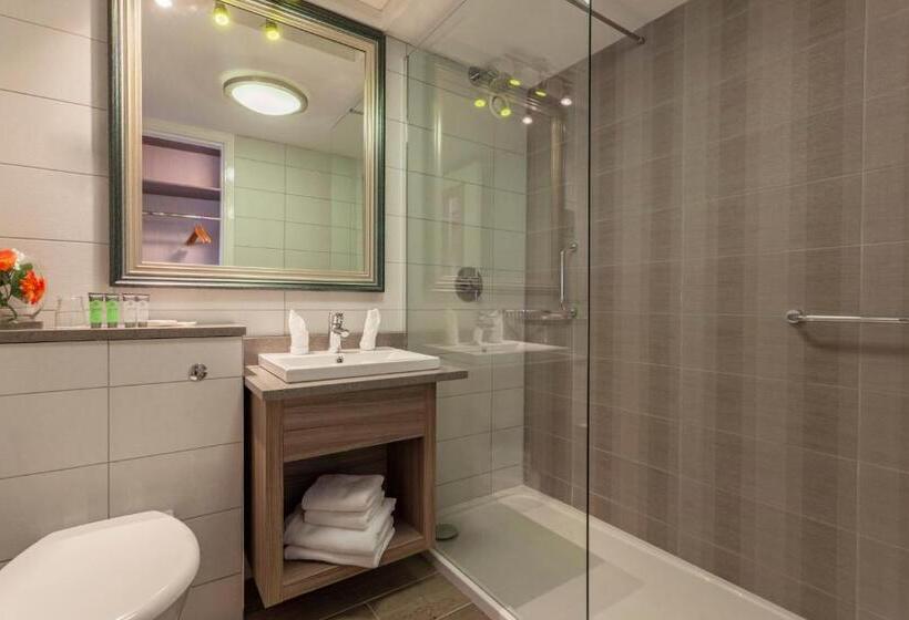 스탠다드 발코니 룸, The Gleneagle Hotel & Apartments