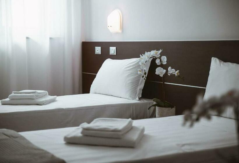 اتاق استاندارد, Albergo Commercio