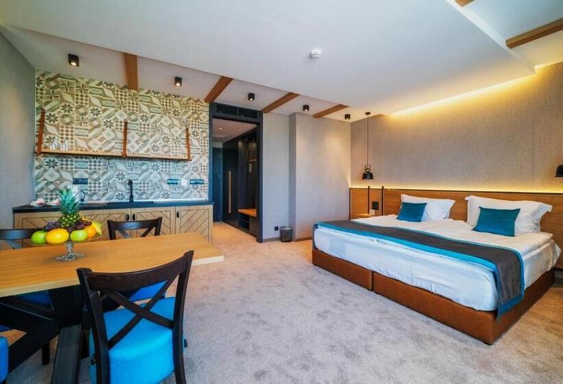 Номер Deluxe, Spa Complex Belchin Spring