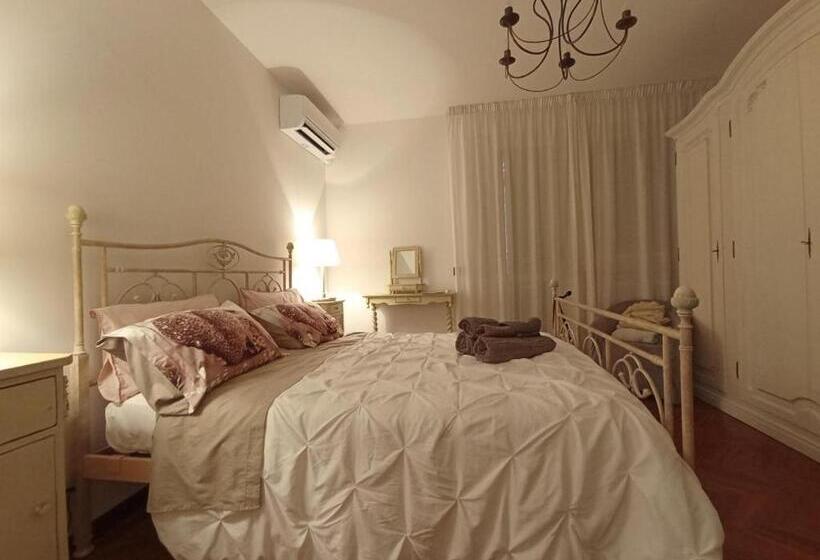 Семейный Номер, La Principessa Nera B&b