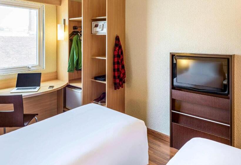 Номер Стандарт, Ibis Blumenau