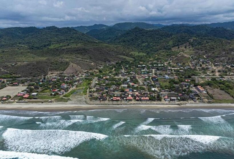 Четырехместный Номер Стандарт Вид на Море, Hostal Mirada Al Mar