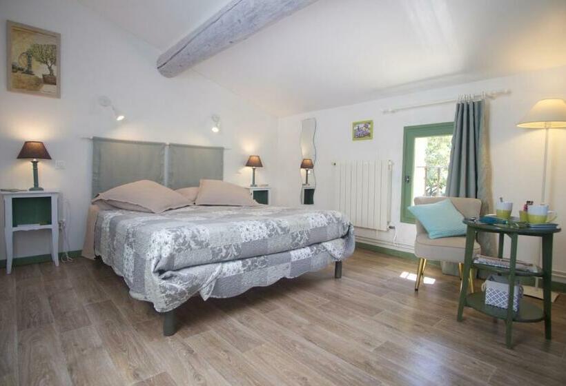 اتاق سوپریور, Mas Val Chênaie Gordes