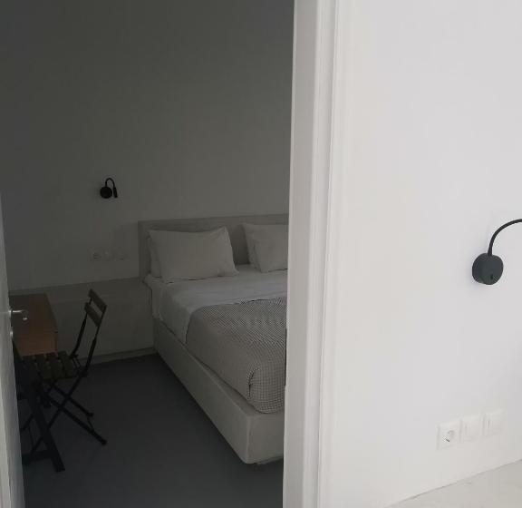 침실 2개 스위트, Artemis Suites