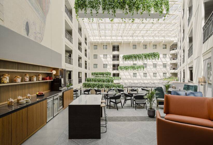 Люкс Deluxe Кровать Кинг, Sheraton Grand Krakow