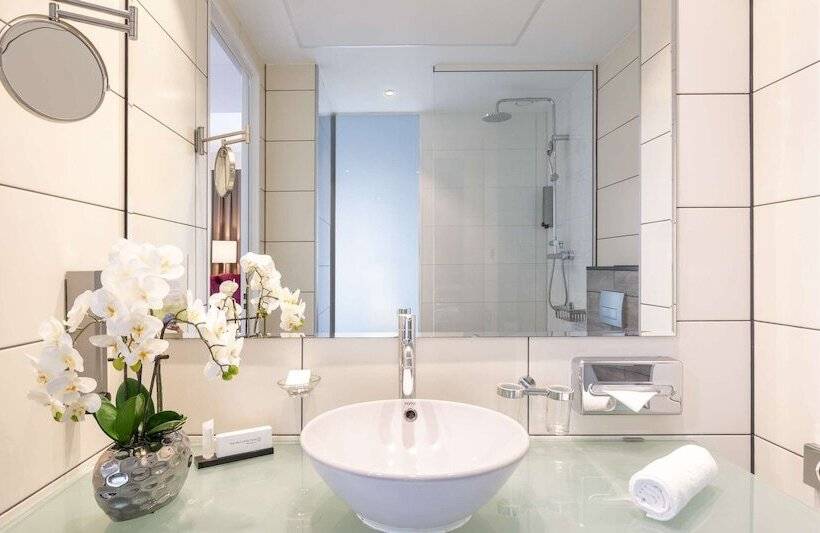 اتاق راحتی, Plaza Premium Grand Winston
